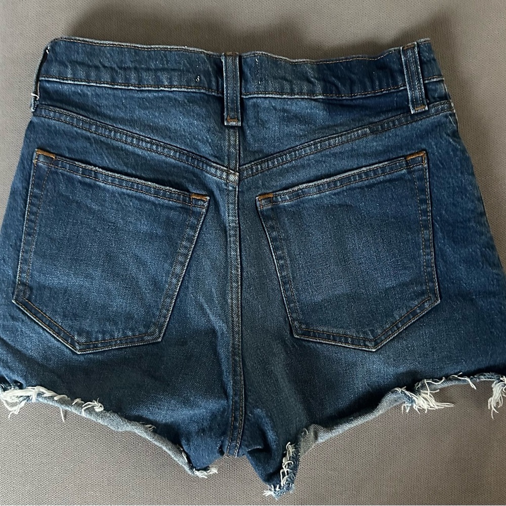 Abercrombie & Fitch Blue Jean Shorts High-Waisted Distressed - Picture 2 of 3